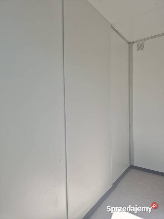 Ocieplony z elektryką kontener magazynowy 10DV Gdańsk