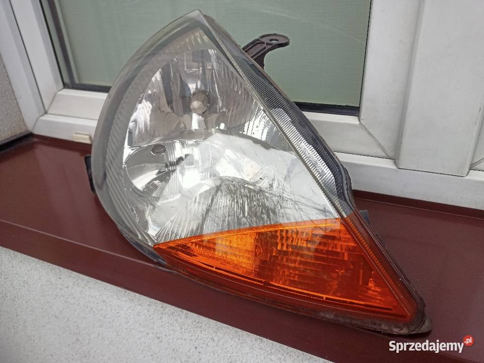 Ford Ka 1 I lampa przednia prawa reflektor przód Sieradz