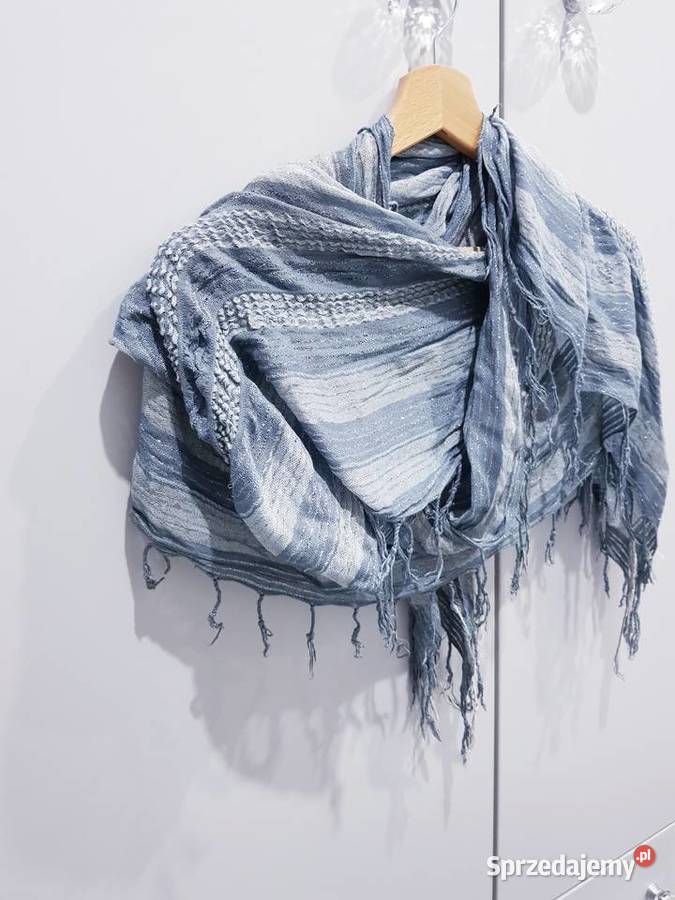 Długi damski mięciutki szalik