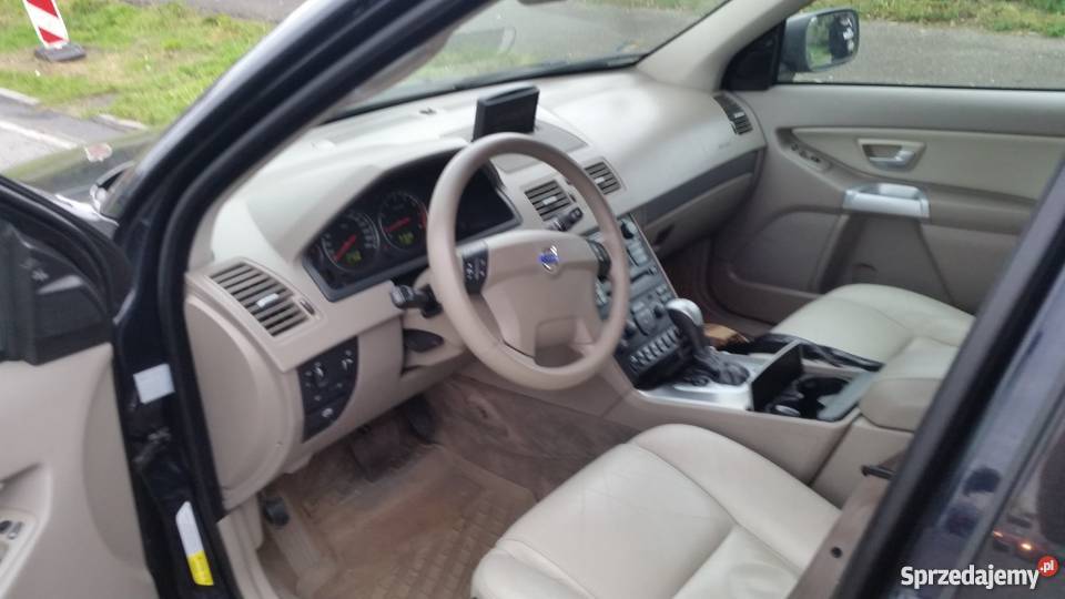 sprzedam volvo xc90 v8 Dalków sprzedam