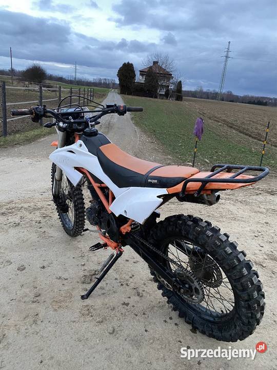 Cross defender 250 4t Pilzno
