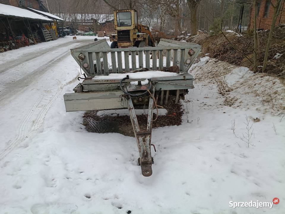 Przyczepa samozbierająca laweta