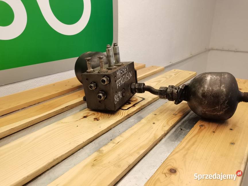 Blok hydrauliczny osi Massey Ferguson 8690 Husco wielkopolskie Wilkowo