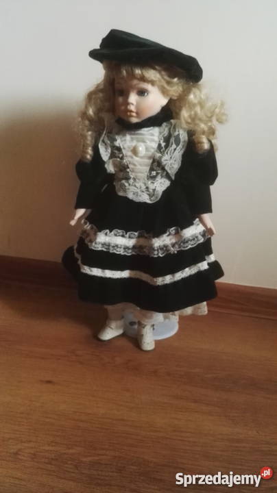 Piękna porcelanowa lalka w kapeluszu Międzychód