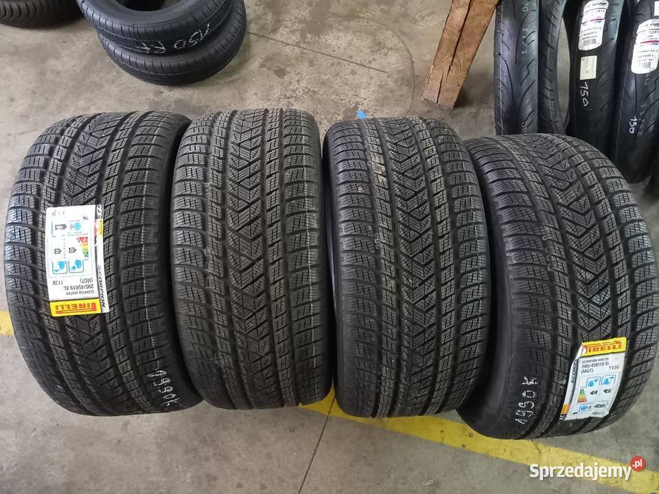 4x Opona nieużywana zimowa 29545R20 PIRELLI 489