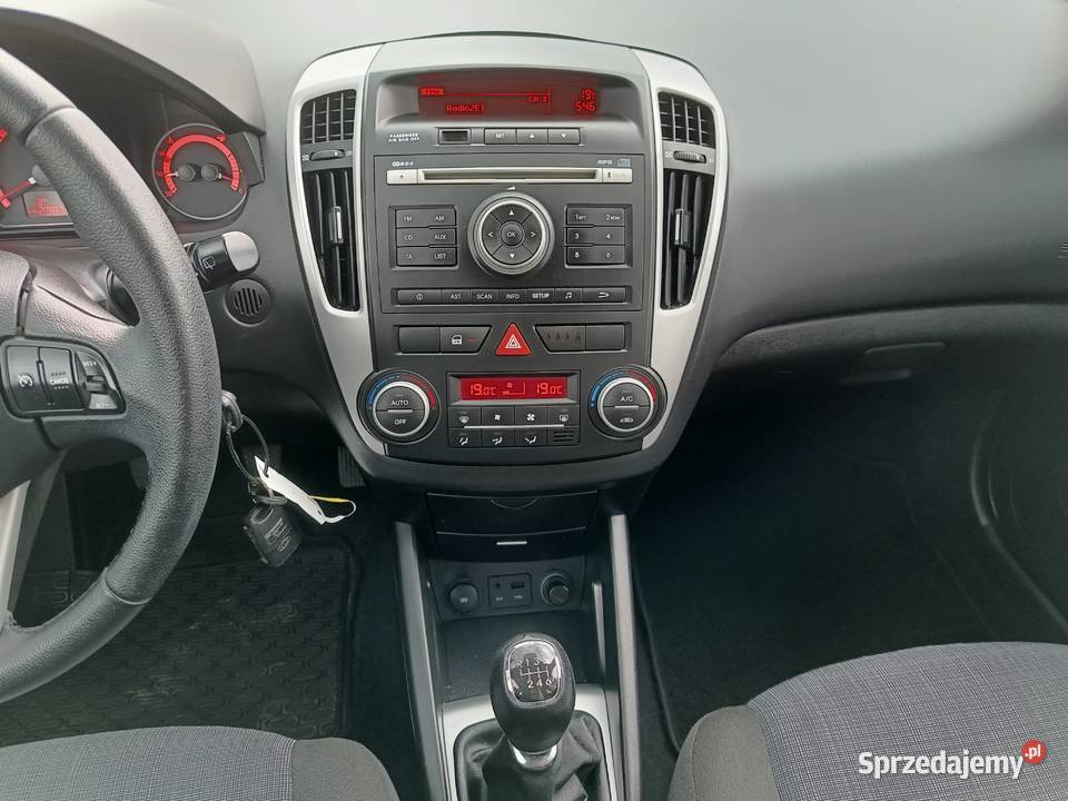 Kia Ceed kompakt 16 CRDI 6 biegów łódzkie Podkonice Miejskie