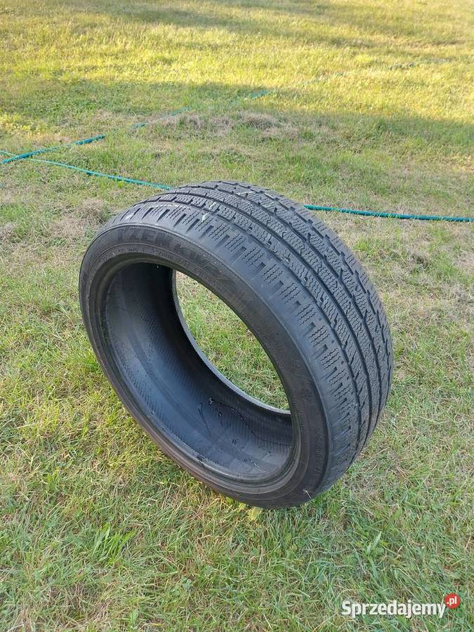 Kumho Izen KW27 Całoroczne 24540r19 Radoryż Smolany