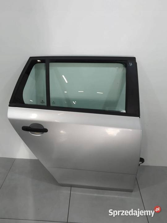 DRZWI PRAWE TYŁ KOMBI 9156 Skoda Fabia II