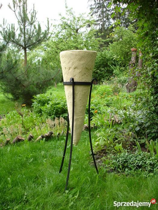 Sprzedam donicę w stojaku Mrozoodporna Pozostałe Jelenia Góra sprzedam