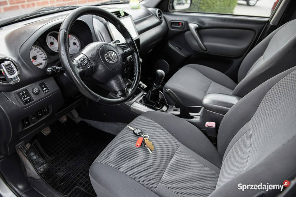 Toyota RAV4 4x4 20d D4D 116 Super Stan Zadbana VAT marża Zwoleń