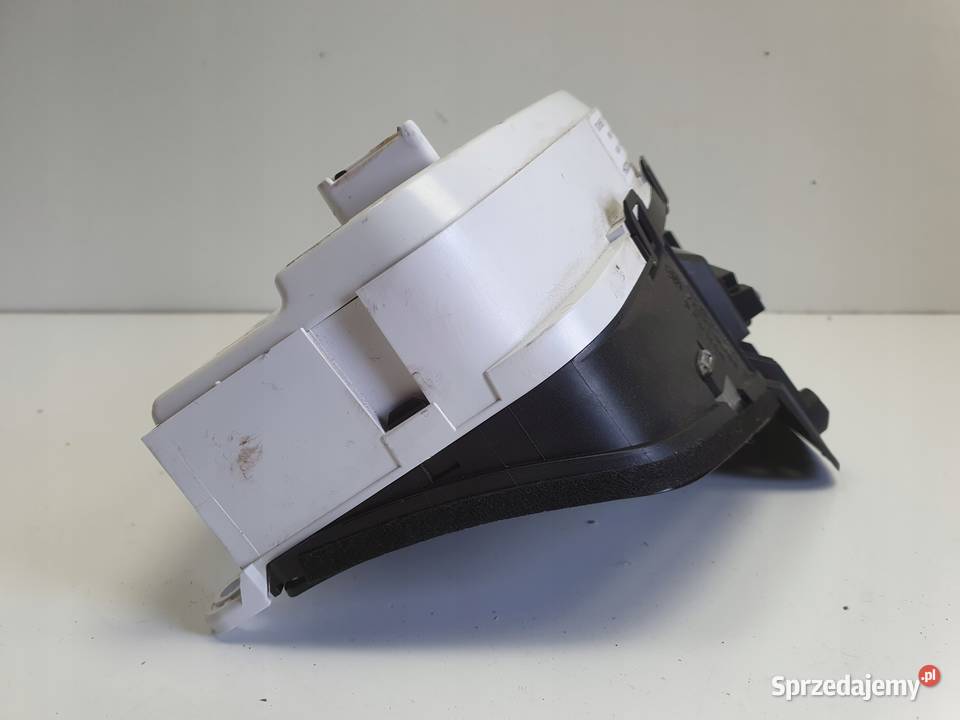 Volvo XC60 I V60 I S60 II 20 D3 LICZNIK ZEGARY Chełm