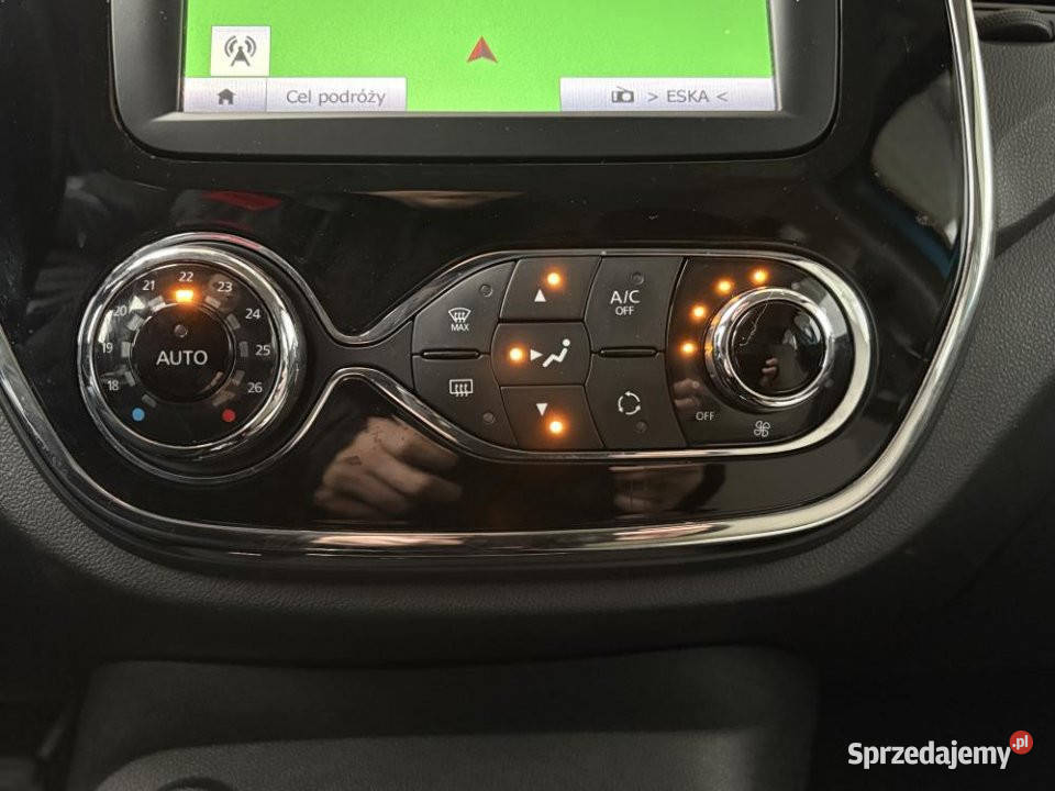 Renault Captur 2017r benzyna mazowieckie sprzedam