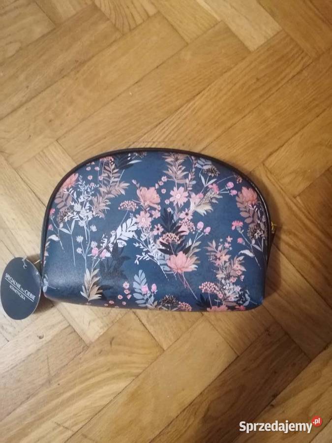 Kosmetyczka nowa Gdańsk