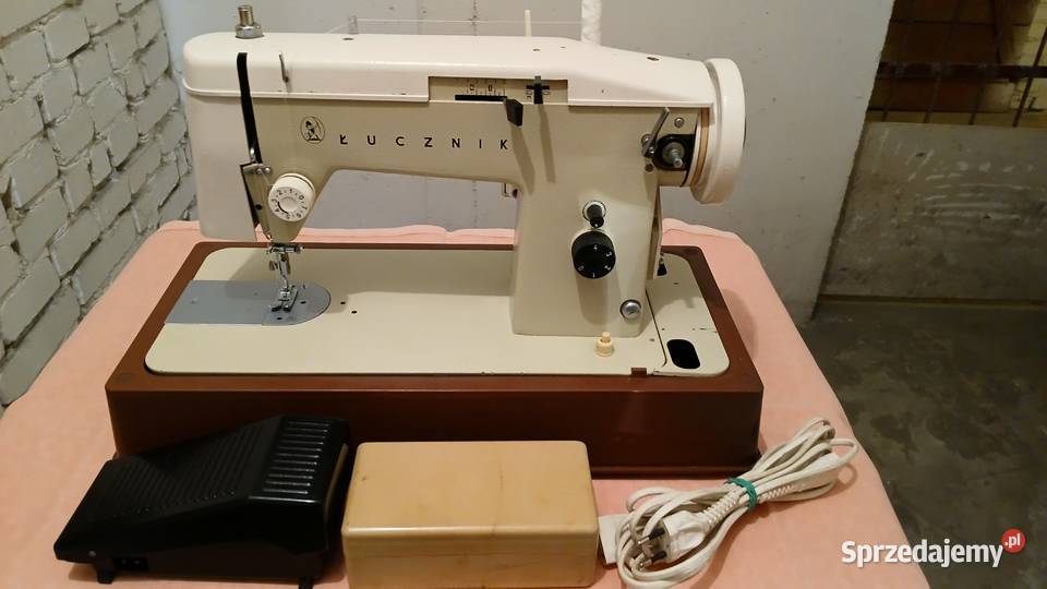 Sprzedam maszynę do szycia Łucznik 466 Zgierz