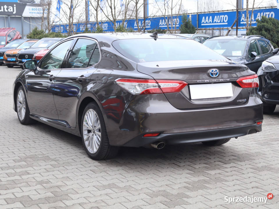 Toyota Camry 25 Hybrid Katowice