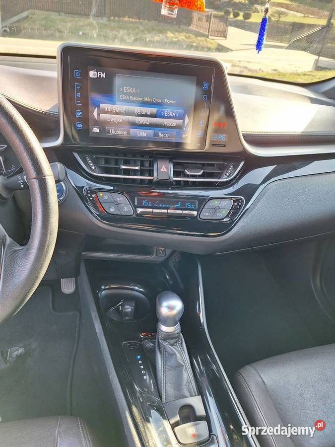 Sprzedam Toyotę chr nie wymaga wkładu Lutoryż sprzedam