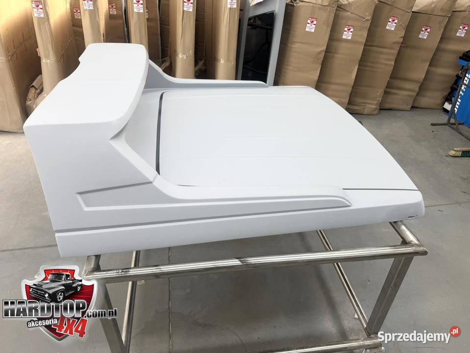 Pokrywa Zabudowa paki fullbox Spoiler Roll bar