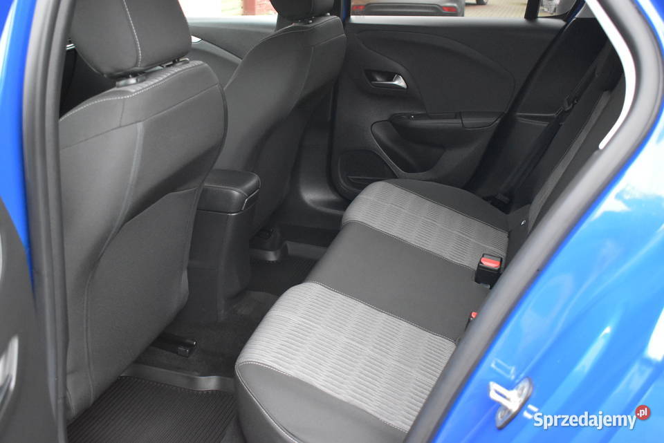 Salon I właściciel 33 Podgrzewana kierownica i wielofunkcyjna kierownica Corsa Moczyłki