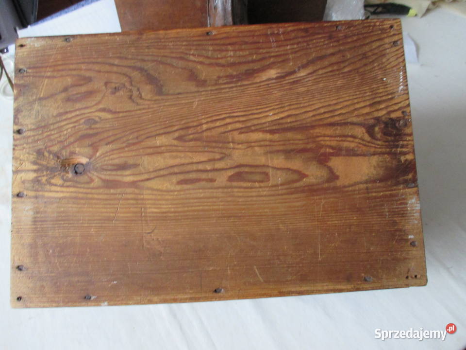 Piękny palisandrowy kuferek sprzedam