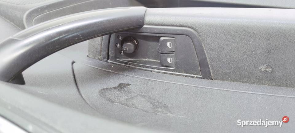 BOCZEK DRZWI LEWY PRZÓD AUDI A1 3DRZWI Przystajń sprzedam