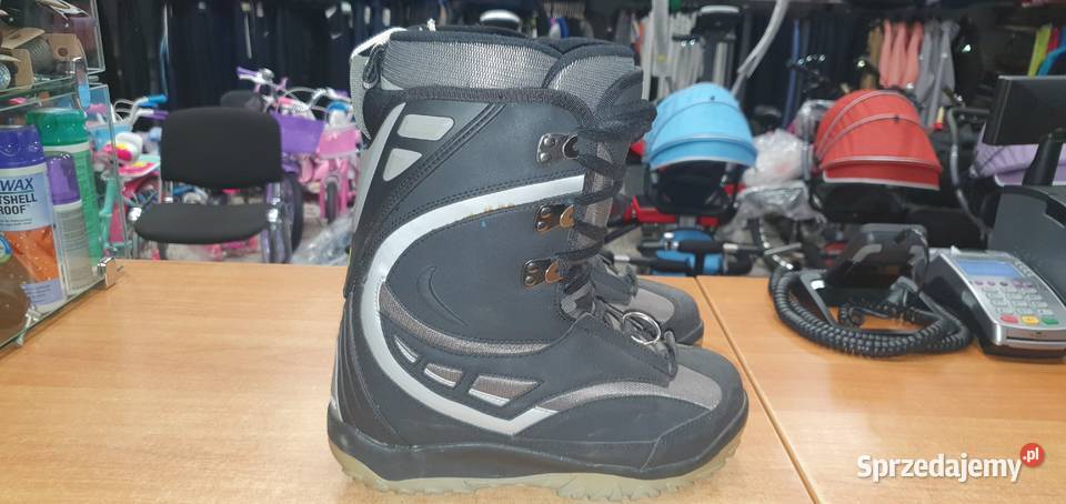 Buty snowboardowe ARTIC ONE rozmiar 42 Snowboard