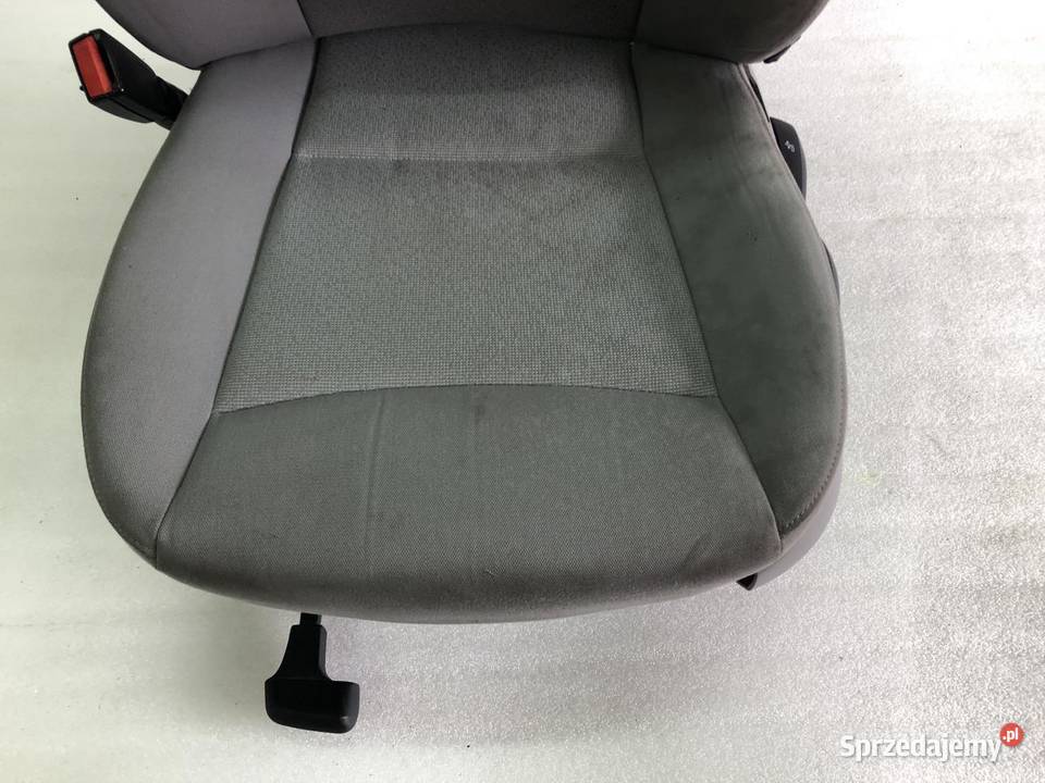 FOTEL LEWY PRZÓD MATERIAŁ EUROPA BMW E90 sprzedam