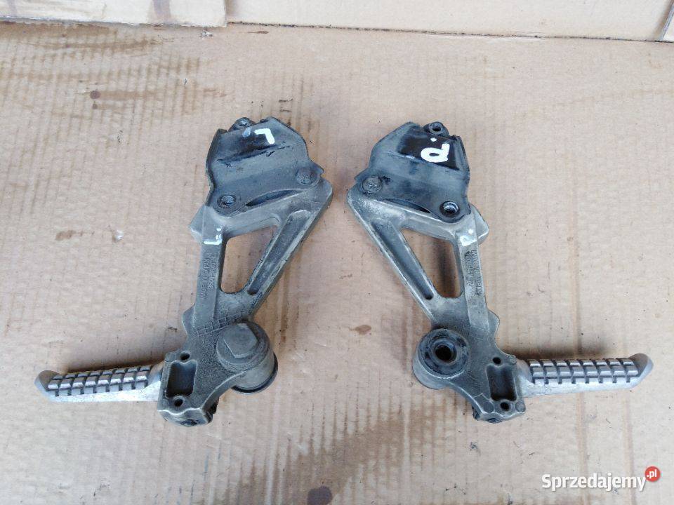 KAWASAKI ZZR 1100 93 01 SET Pasażera Podnożek Części i akcesoria motocyklowe Włoszczowa
