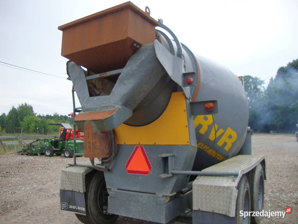 gruszka do betonu zasilana WOM Czaplinek