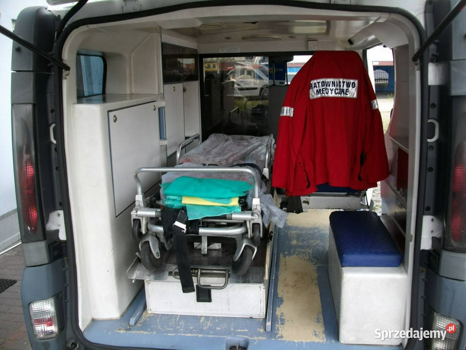 Renault Trafic karetka nieuszkodzony śląskie Katowice