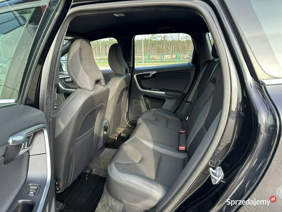 Volvo XC 60 Alu Czujniki Xenon Navi LED Grzane Kąty Opolskie