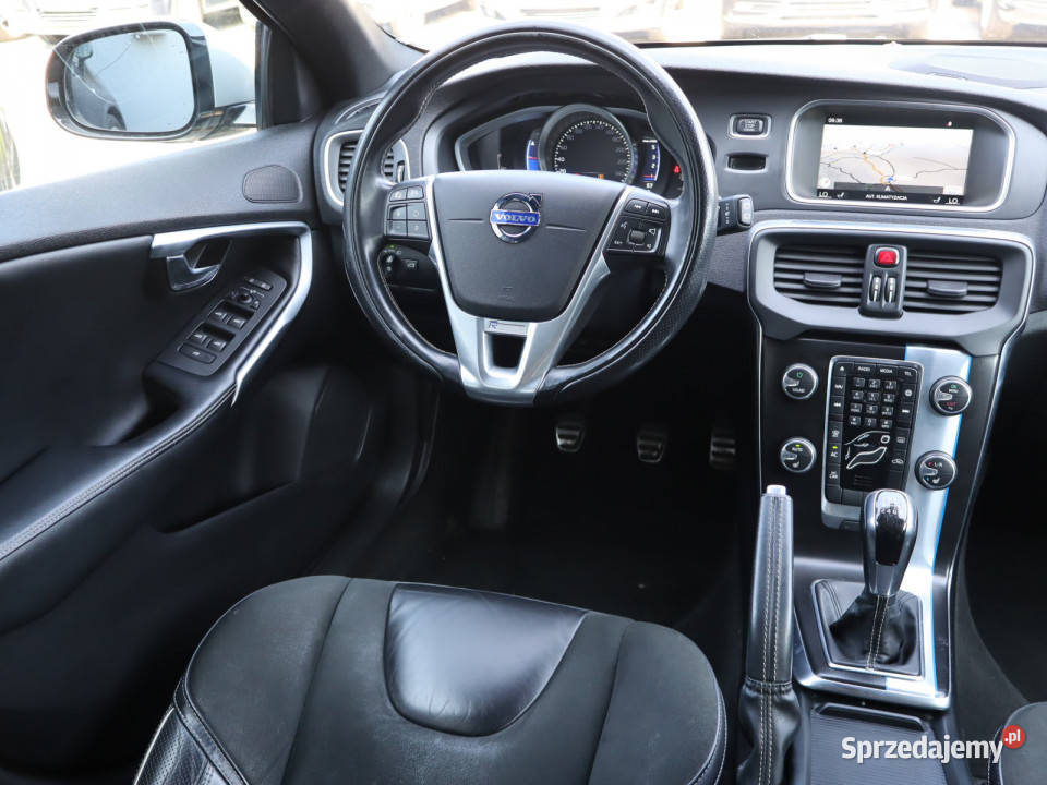 Volvo V40 20 D4 140KM sprzedam