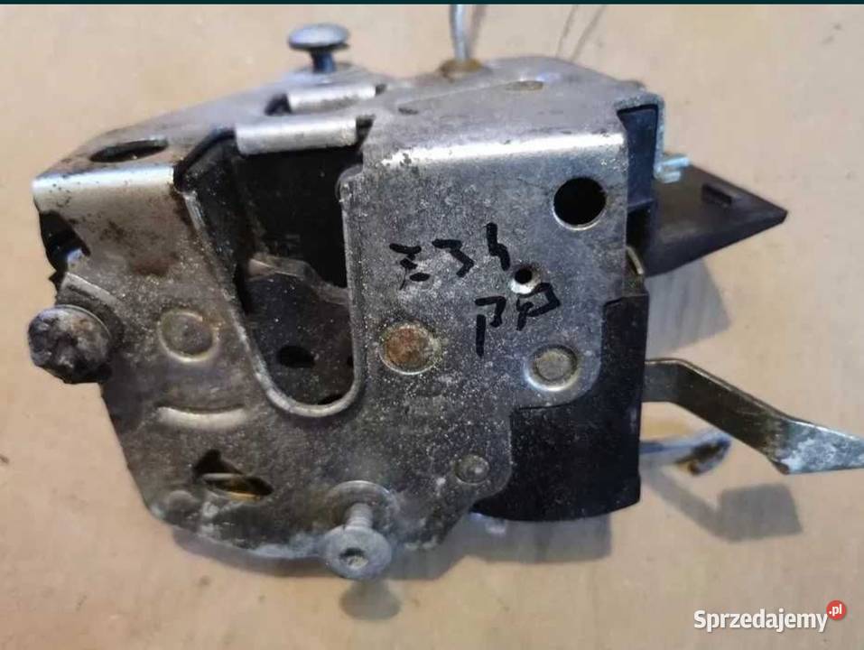 Zamek drzwi lewy prawy przód tył BMW e34 Motoryzacja Żory