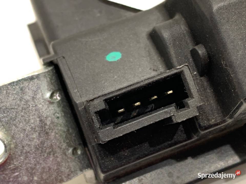 ZAMEK KLAPY TYŁ OPEL MERIVA B Minivan 39021416