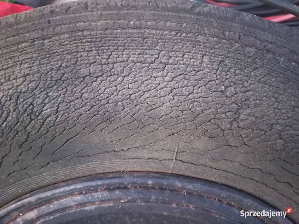 Koła 825 R20 przyczepa D46 D47 D732 Sanok nieuszkodzony wielkopolskie