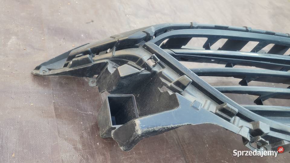 MAZDA VI 6 GJ 13 GRILL ATRAPA GHP950712 2742 osobowe śląskie Ruda Śląska