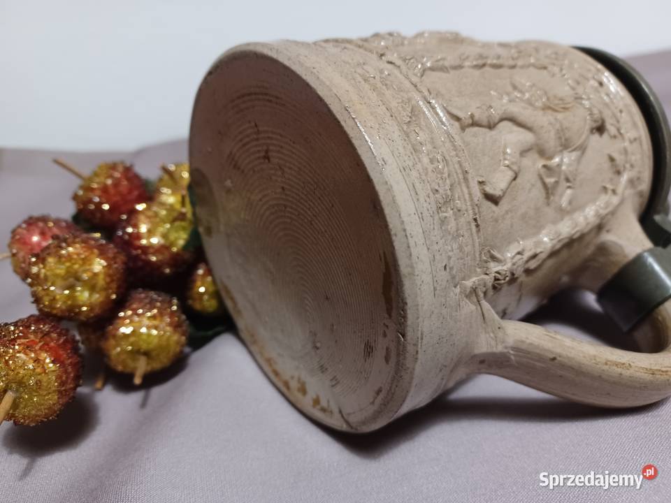 Antyczny niemiecki kufel z przykrywką z XIX w Wrocław