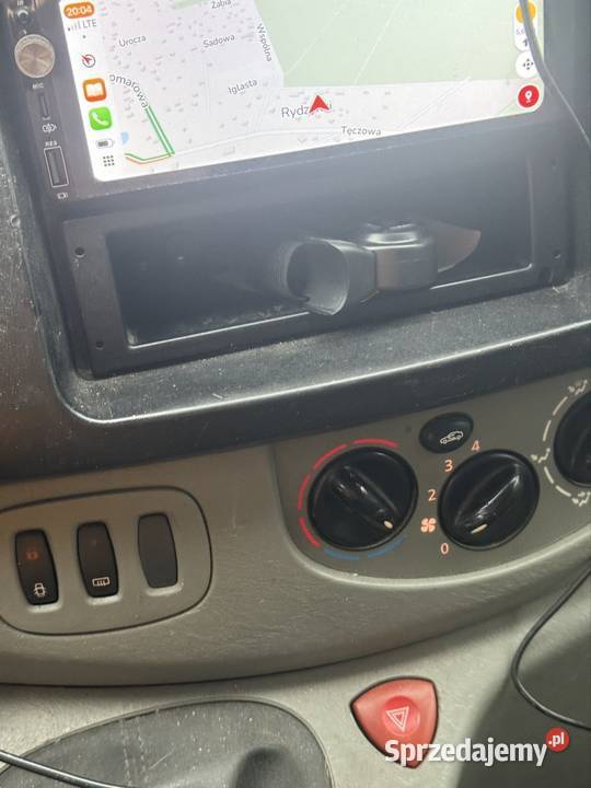 VIVARO A 2008r 20 benzyna z gazem sprzedam