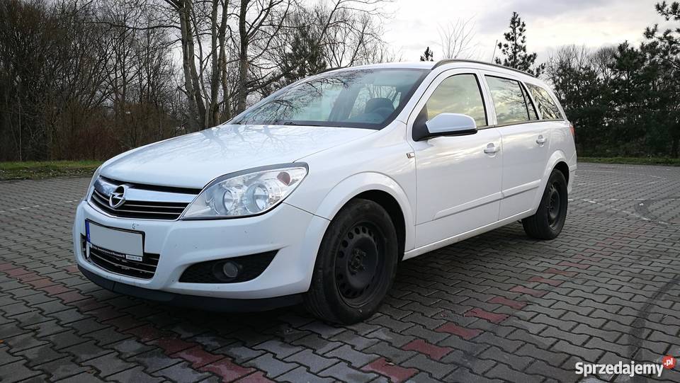 Opel Astra HSW kombi 17 CDTI sprzedam Astra Piaseczno