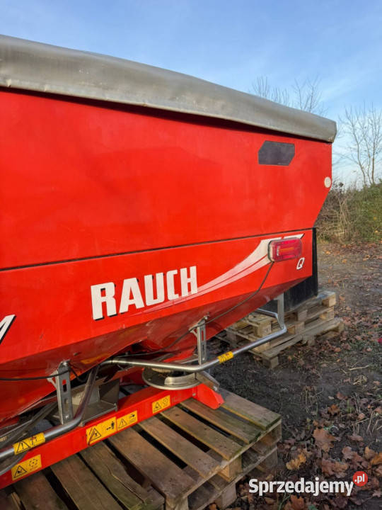 Rozsiewacz KUHN RAUCH Axis M 302 QV8 2020 r Poganowo