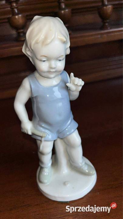 Figurka porcelanowa małego chłopca w niebieskim Gdańsk