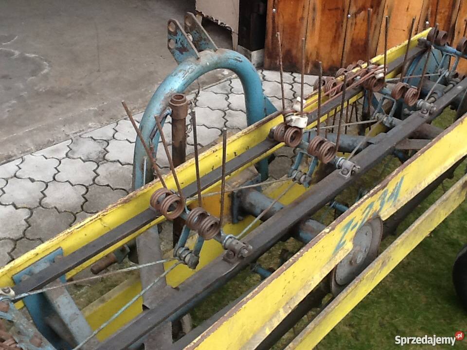 Przetrząsarka przetrząsacz pasowy zgrabiarka Kozienice