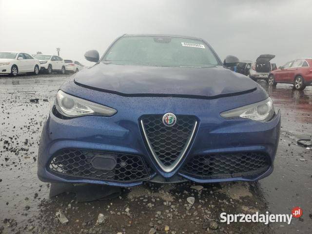 ALFA ROMEO GIULIA produkcji 2017 z USA 2000cm3 mazowieckie