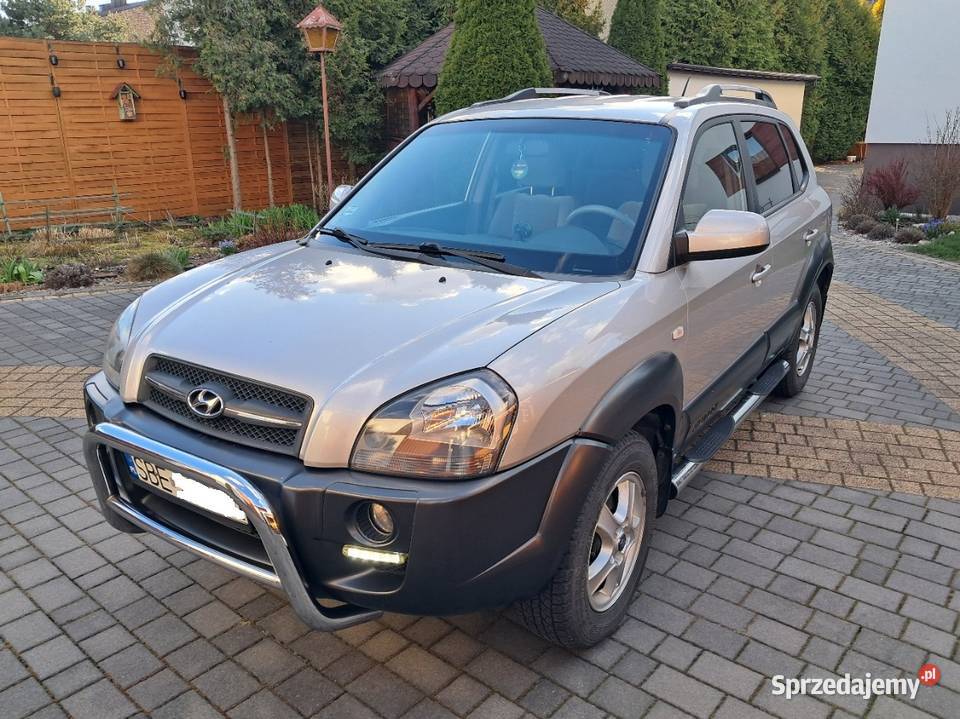 Hyundai Tucson 20 CRDI fajny stanbezwypadkowy 4/5 Tucson Wojkowice Kościelne