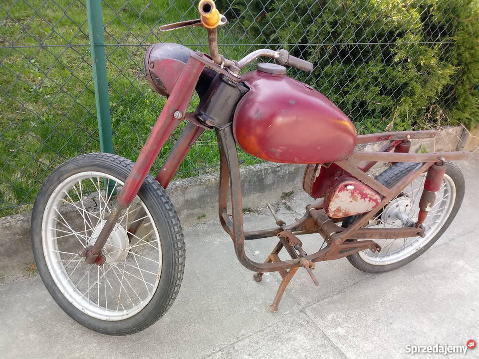 WSK 125 B1Z1 pierwszy model 1955r uszkodzony Krzemienica