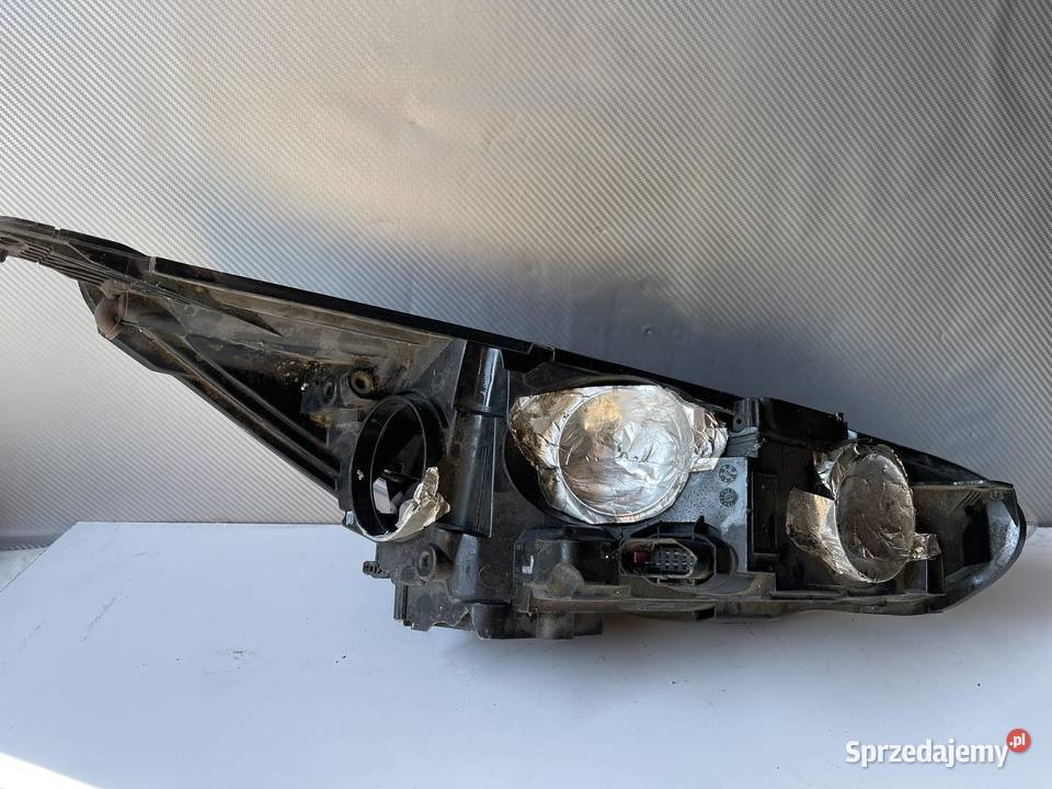 FORD FOCUS MK3 PRAWA LAMPA BIXENON SKRĘTNY wielkopolskie Ostroróg