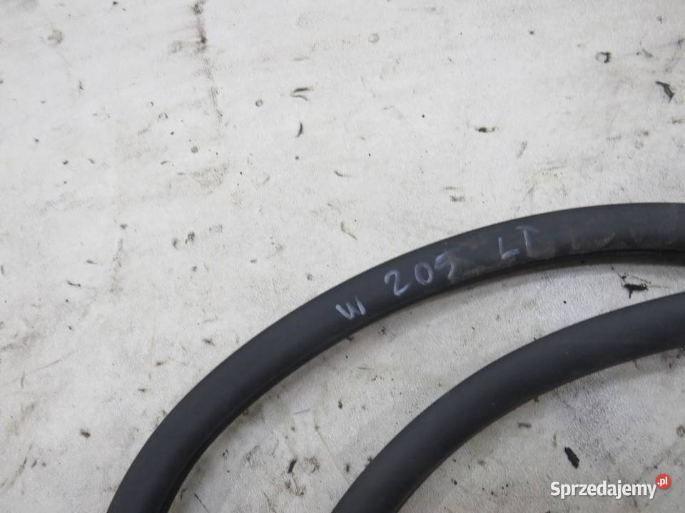 USZCZELKA DRZWI LEWY TYŁ SEDAN MERCEDES W205