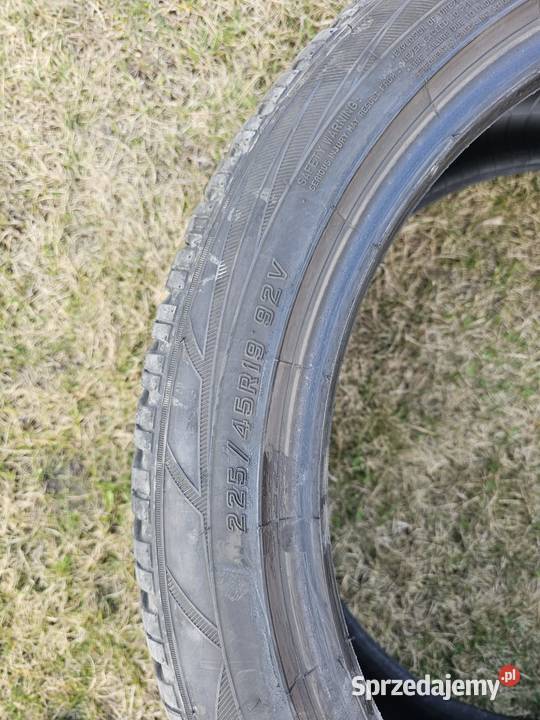 Opony zimowe Falken Eurowinter HS01 22545 R19 łódzkie sprzedam