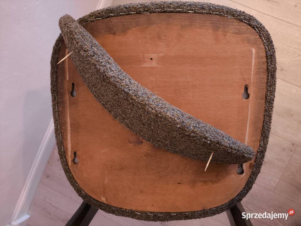 Krzesła 2 Starachowice sprzedam