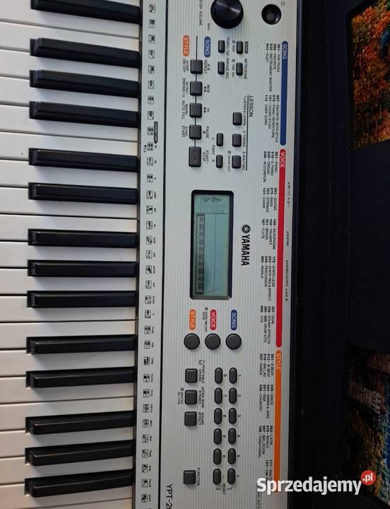 Używany Keyboard yamaha ypt260