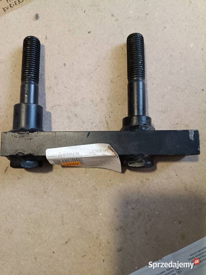 Uchwyt cięgła wahliwego Zetor sprzedam